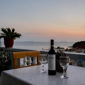Sea Breeze Apartment