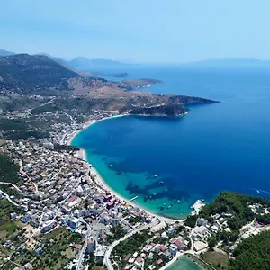 Bed & Breakfast 1932, Himare